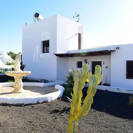 Camino De La Candelaria Villa Tías